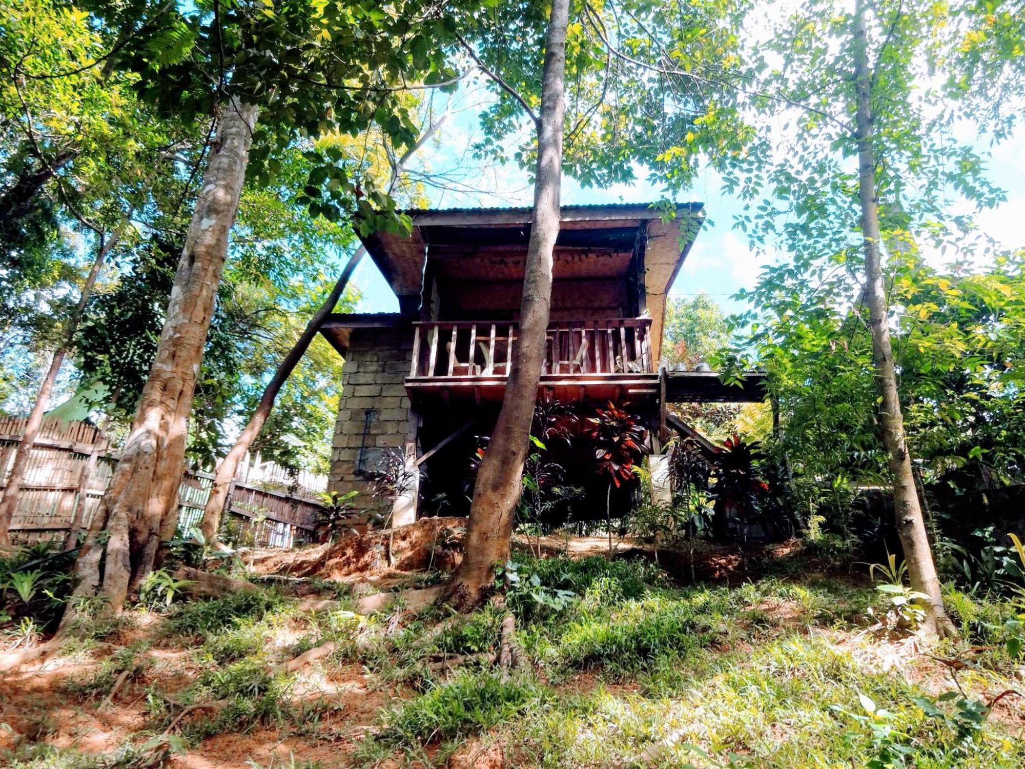 Camp Talusi Hilltop Overlooking El Nido Bilik gambar